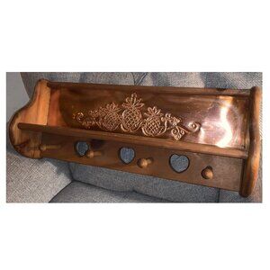VTG Wooden Heart Cutout Wall Shelf w/ 4 Pegs & Punched Copper Pineapple Design